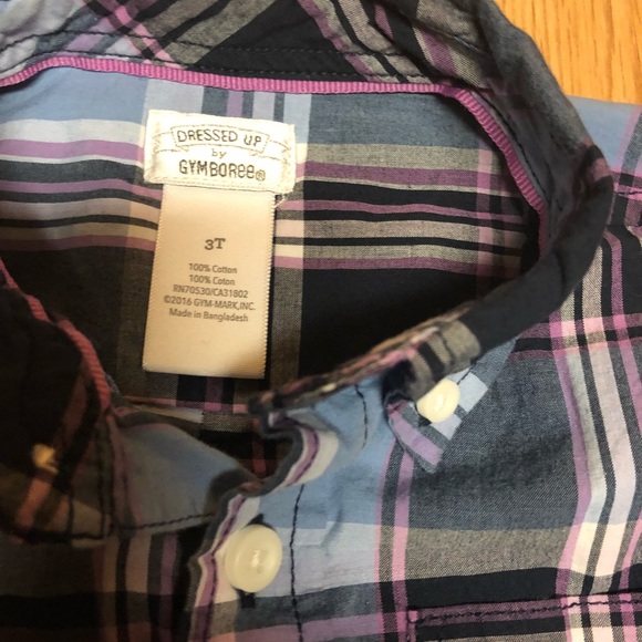 Boys plaid button down dress shirt 3T - Picture 3 of 6